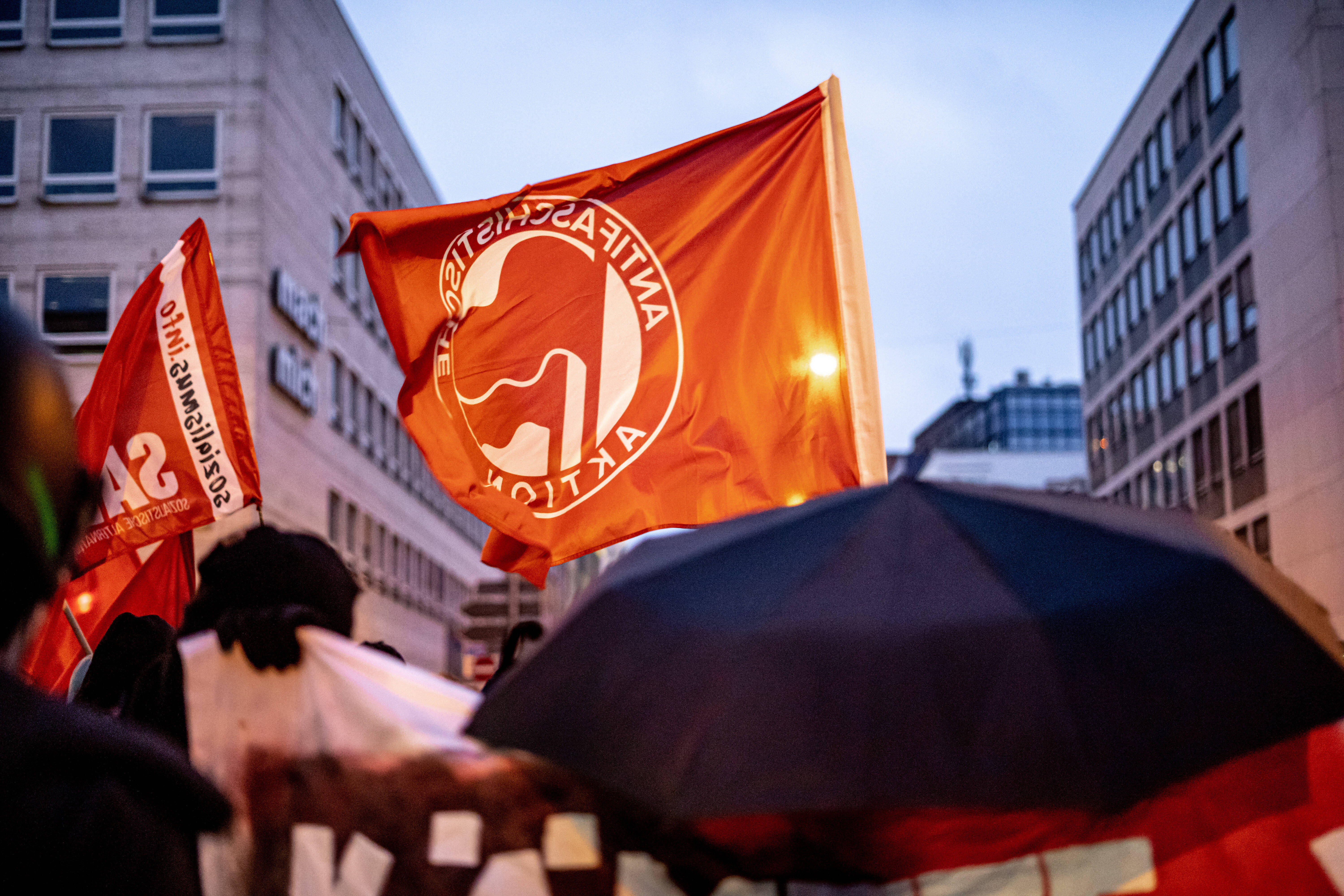 Eilmeldung! AfD-Chef Chrupalla nach "tätlichem Angriff" ins Krankenhaus