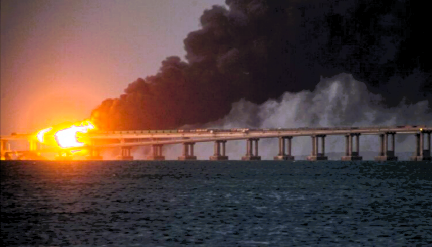 Eilmeldung! Die Krim brennt! Großangriff - Ukraine attackiert mit Raketen - Luftalarm in Sewastopol