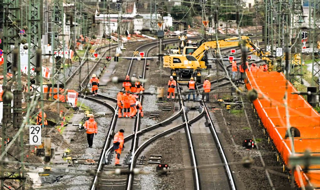 Achtung Bahnchaos! Streckensperrungen durch Mega-Baustellen, viele wichtige Ziele betroffen!