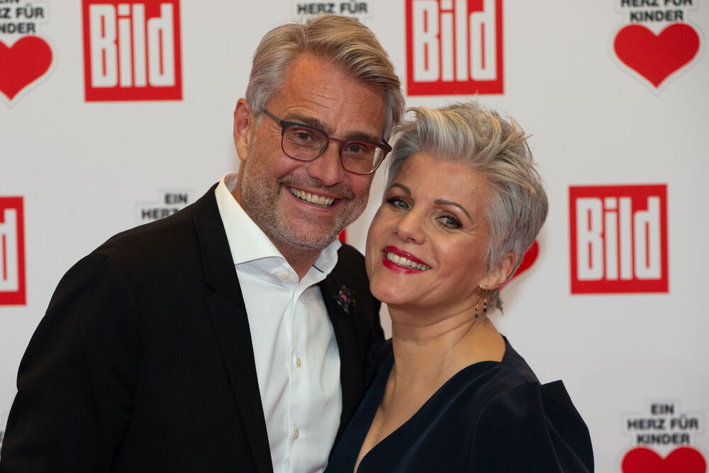 Ist Birgit Schrowange krank? Moderatorin sagt TV-Rückkehr ab